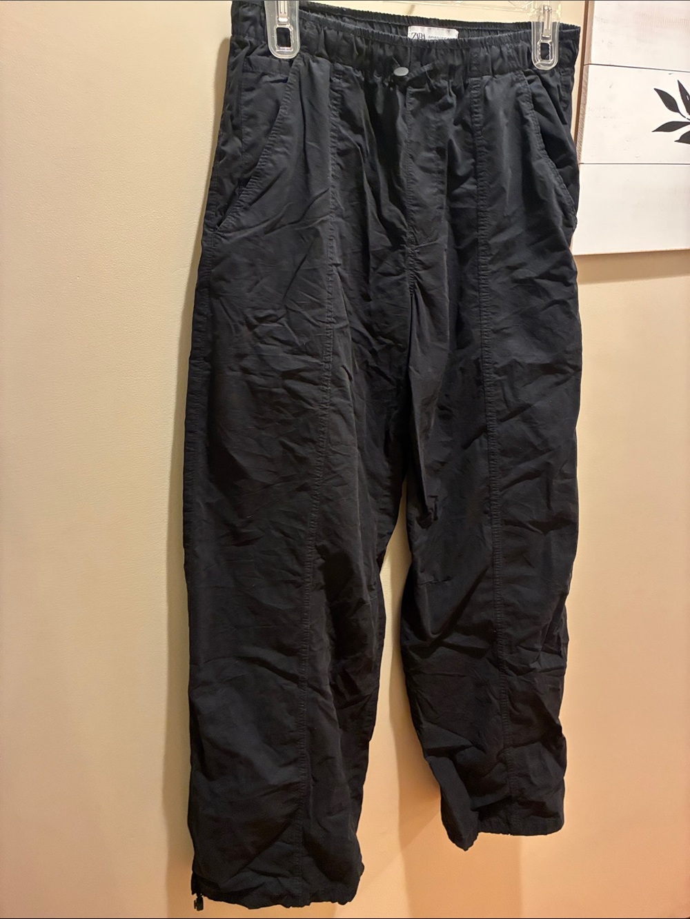 Zara Black Elastic Waist Jogger Pants